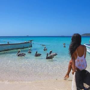 Meet your Posher, Ada